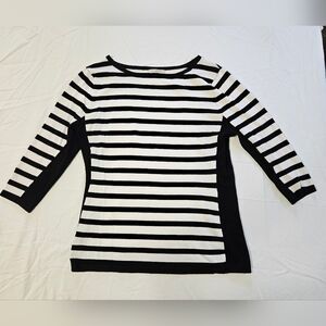 SALE! Women's Roz & Ali White & Black Striped Top (medium)